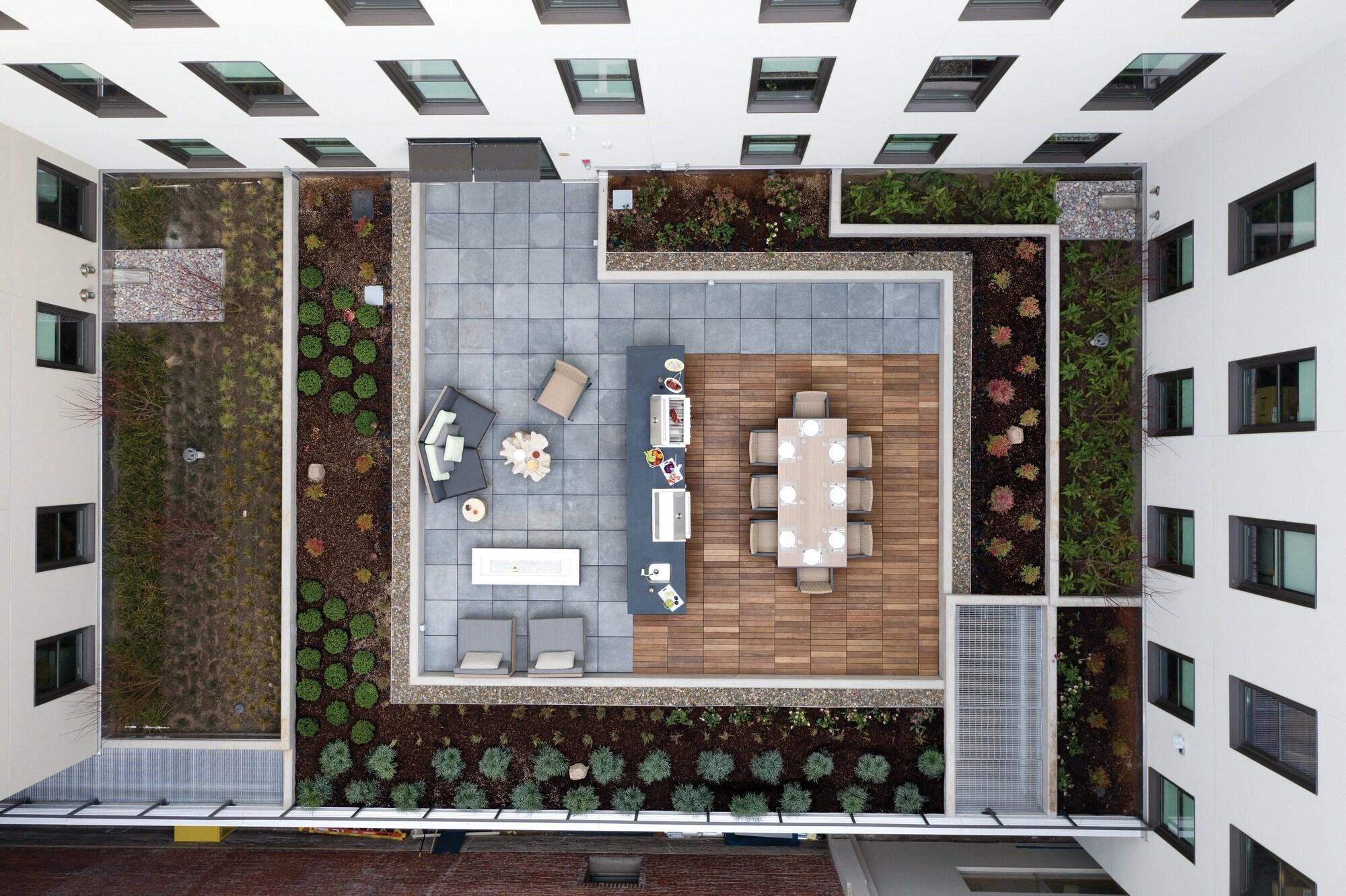 Worldmark Portland Waterfront Park Exterior photo